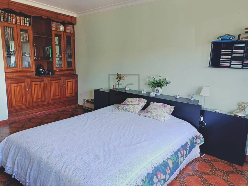 Piso con tres habitaciones en Jubia, Narón