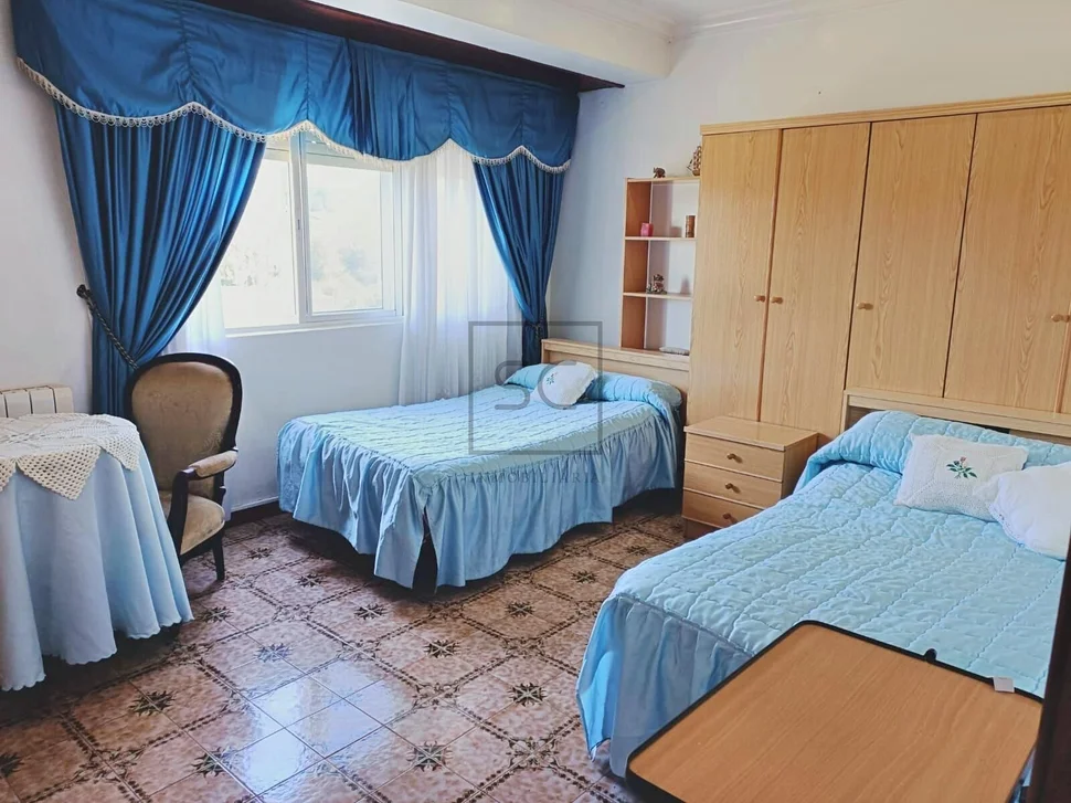 Piso con tres habitaciones en Jubia, Narón