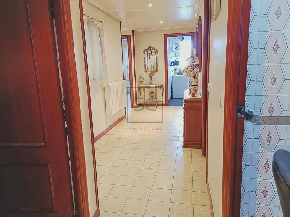 Piso con tres habitaciones en Jubia, Narón