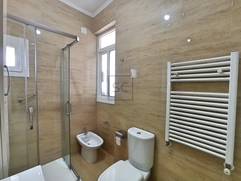 Piso en esteiro, ferrol