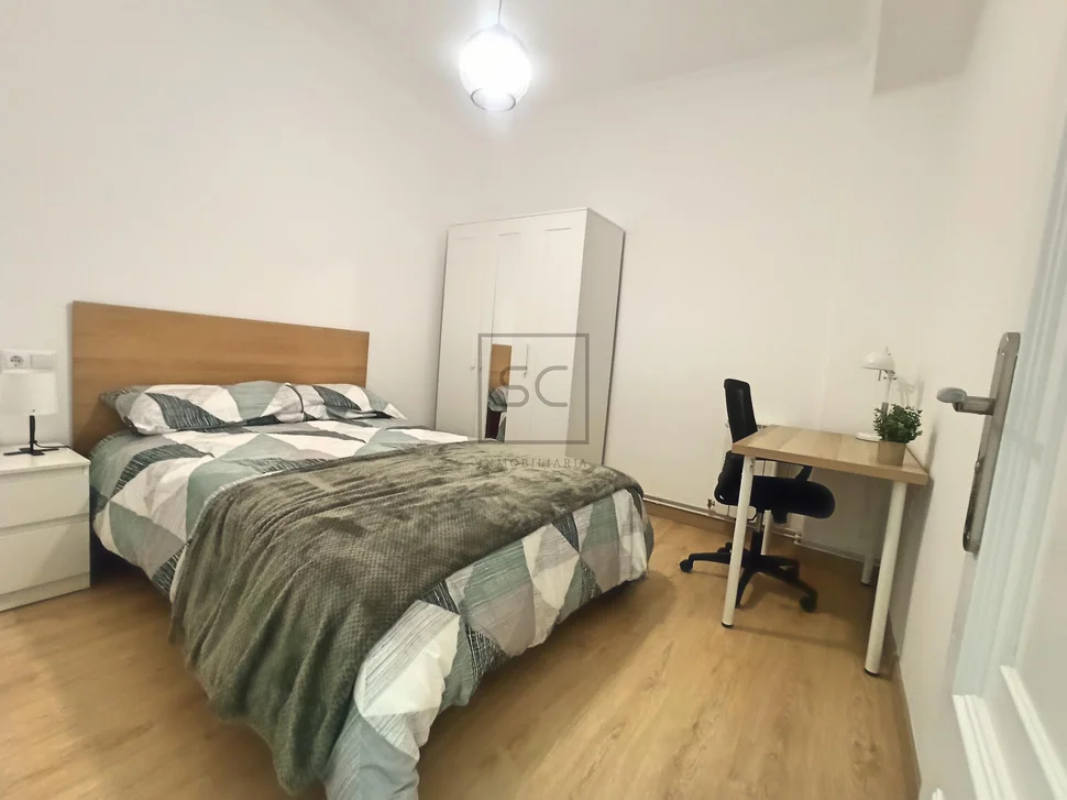 Piso en esteiro, ferrol