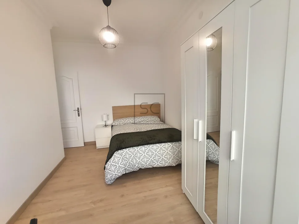 Piso en esteiro, ferrol