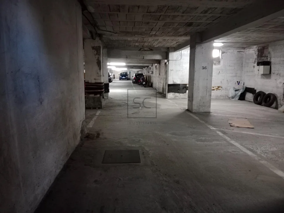 Piso con trastero y plaza de garaje en caranza-ferrol