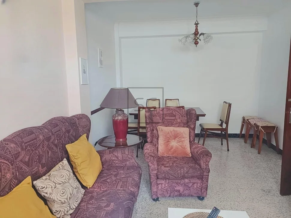 Piso con 3 habitaciones en santa cecilia, narón