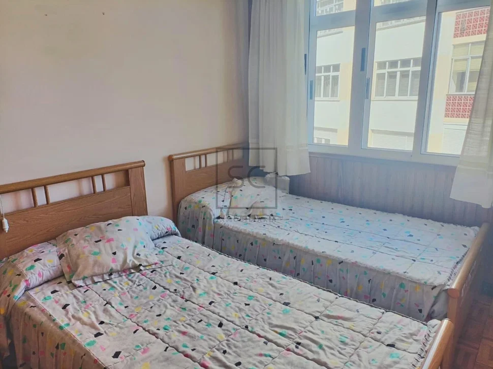 Piso con 3 habitaciones en santa cecilia, narón