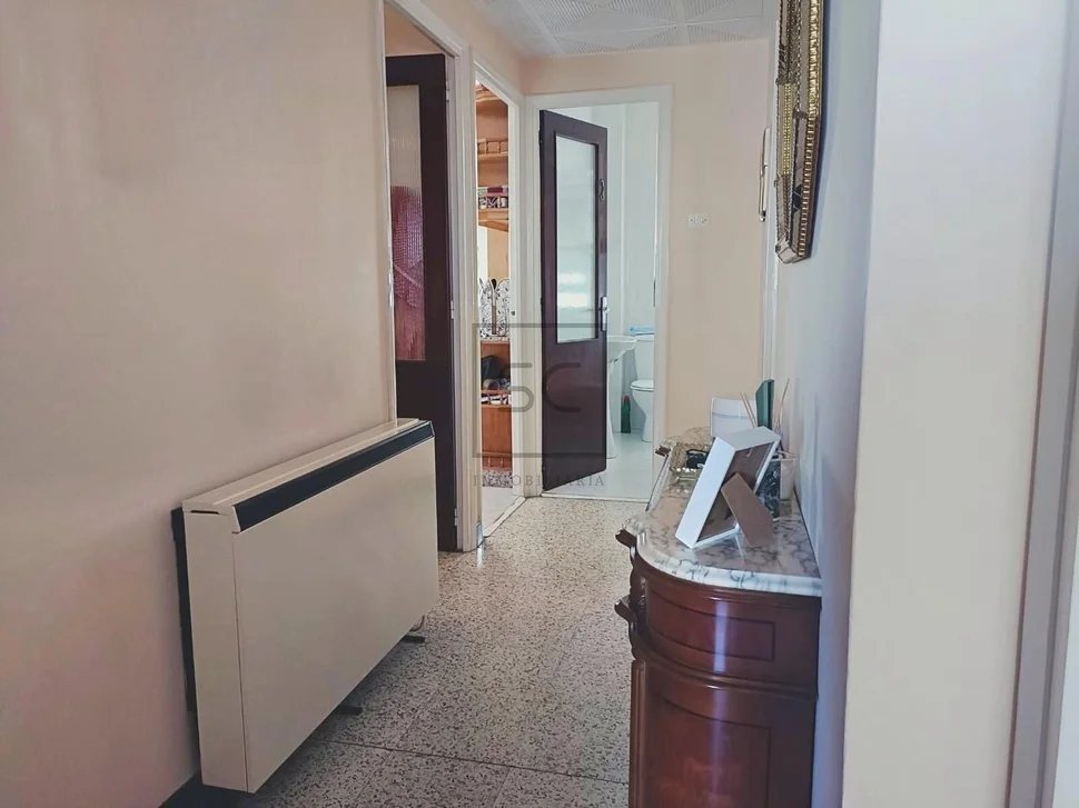 Piso con 3 habitaciones en santa cecilia, narón