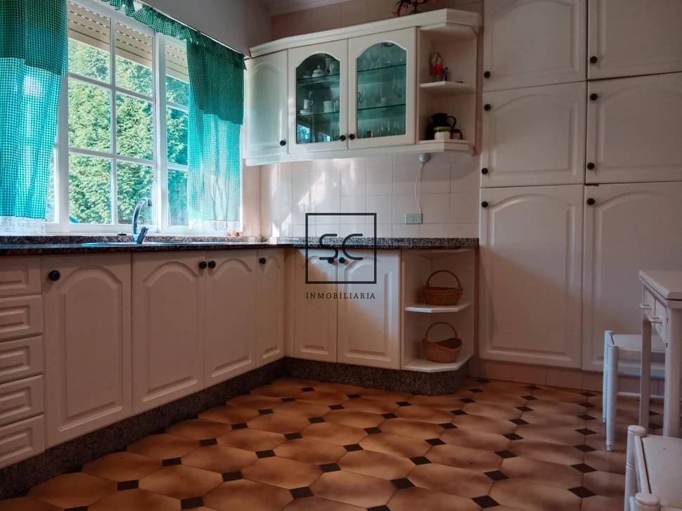 Chalet con vistas al mar en chanteiro-ares