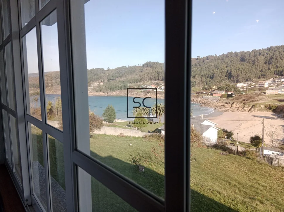 Chalet con vistas al mar en chanteiro-ares