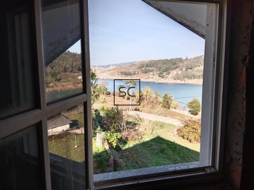 Chalet con vistas al mar en chanteiro-ares