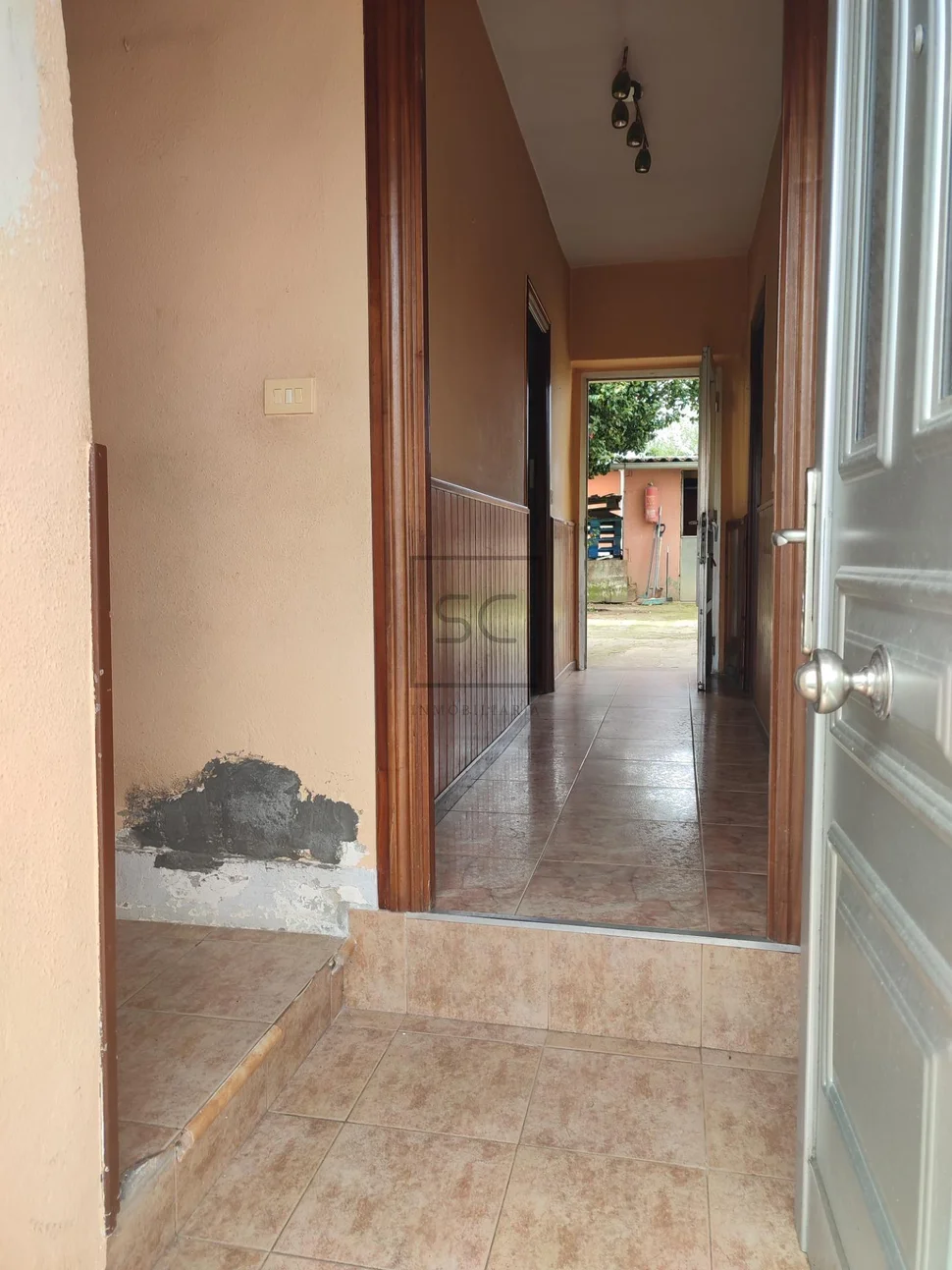 Bonito pareado con patio y finca independiente próxima en el alto del castaño narón