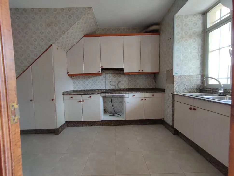 Bonito pareado con patio y finca independiente próxima en el alto del castaño narón