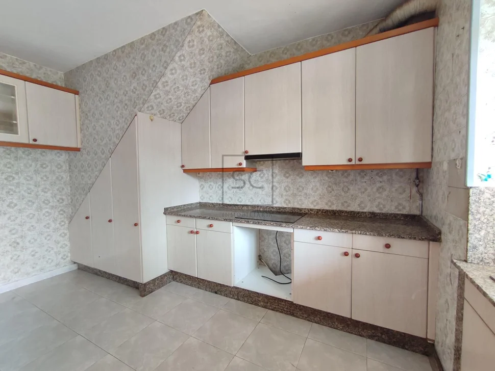 Bonito pareado con patio y finca independiente próxima en el alto del castaño narón