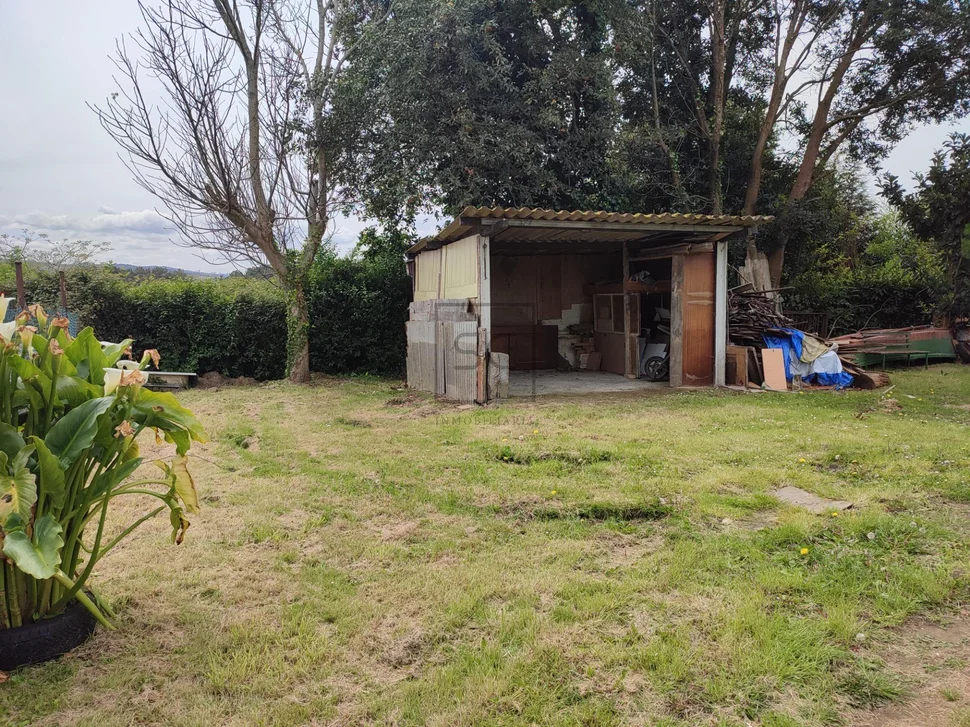 Bonito pareado con patio y finca independiente próxima en el alto del castaño narón