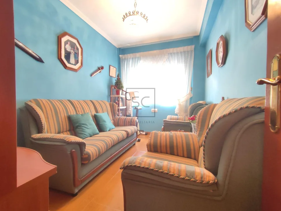 Amplio piso con terraza de mas de 60 mts en santa cecilia narón