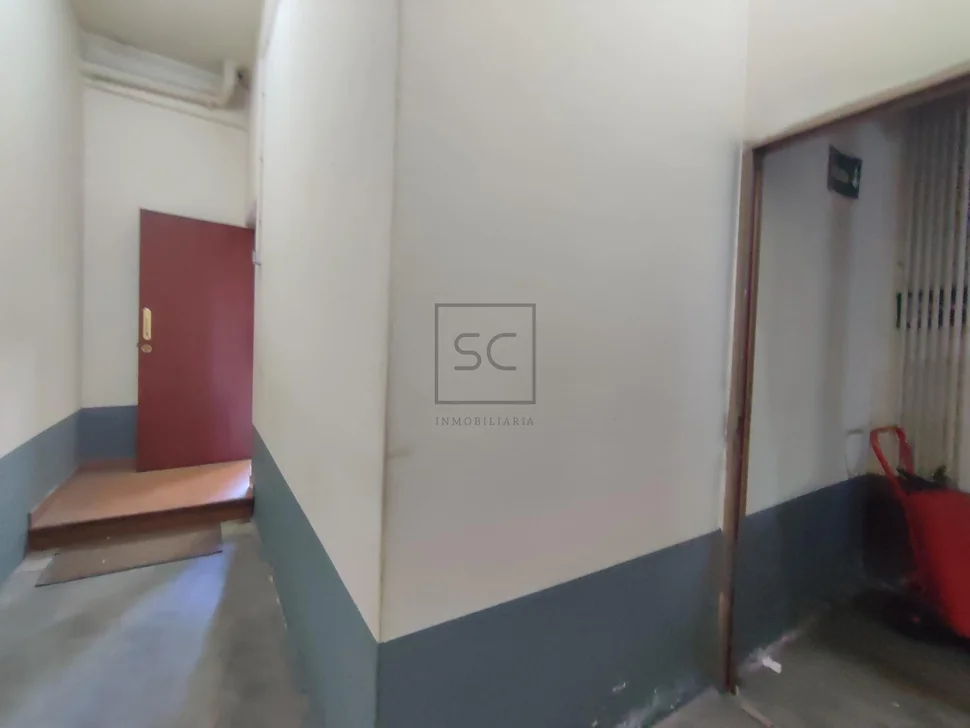 Amplio piso con terraza de mas de 60 mts en santa cecilia narón