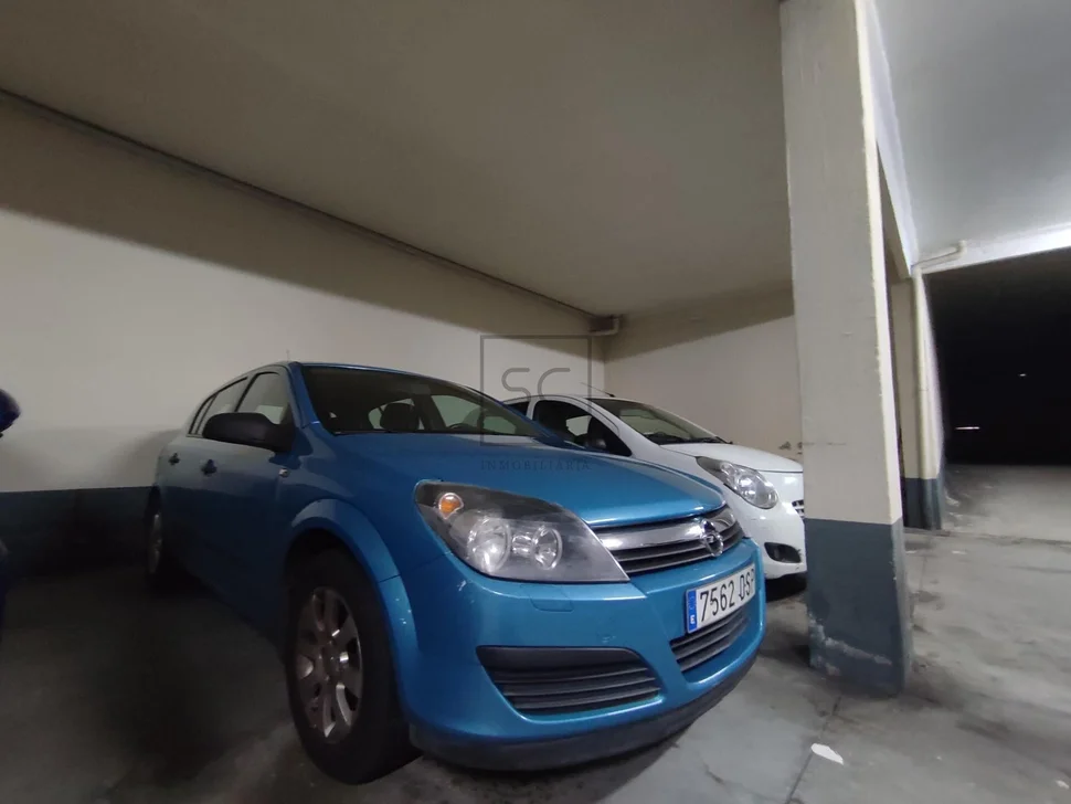 Amplio piso con terraza de mas de 60 mts en santa cecilia narón