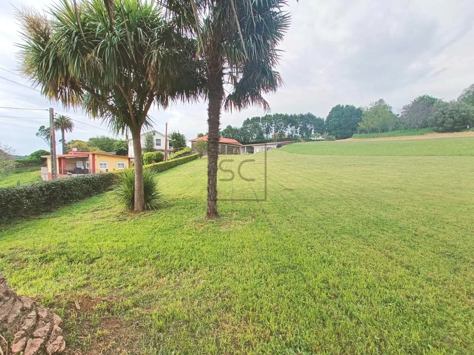 Parcela edificable en lago, valdoviño