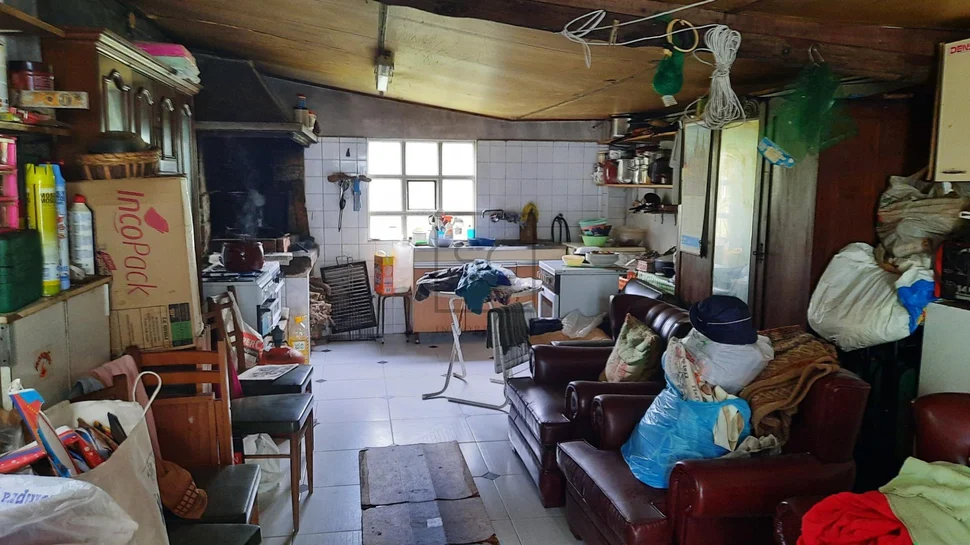 Casa adosada con finca en doniños