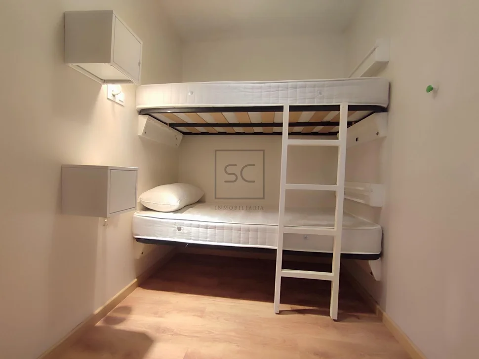 Elegante 1º sin ascensor en la zona de ultramar (ferrol)