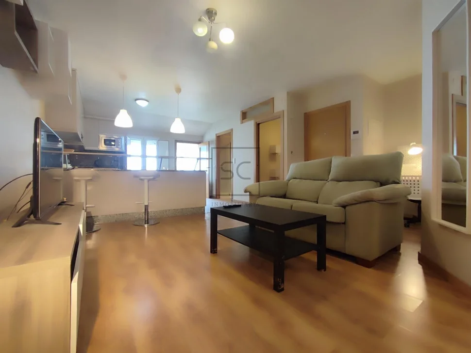 Elegante 1º sin ascensor en la zona de ultramar (ferrol)