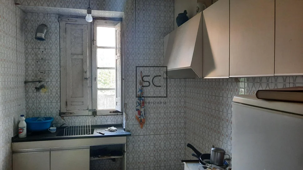 Casa con finca para reforma integral en narón