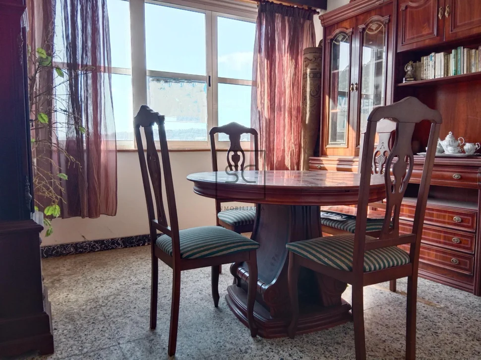 Piso con vistas a la ría en pontedeume