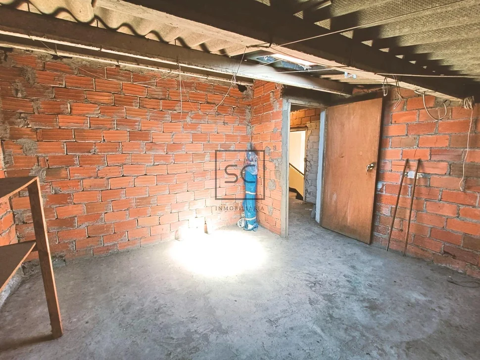 Piso con 4 habitaciones en santa cecilia, narón