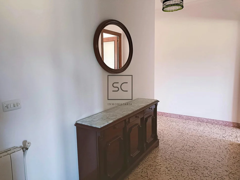 Piso con 4 habitaciones en santa cecilia, narón