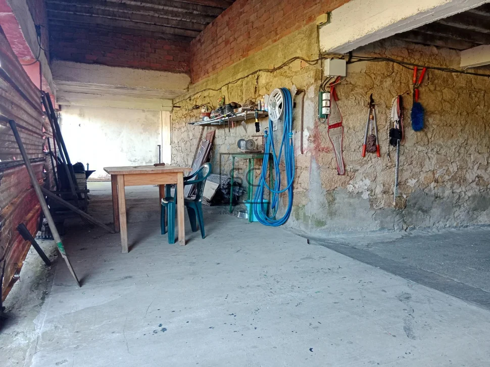 Casa con Finca en O Val-Narón