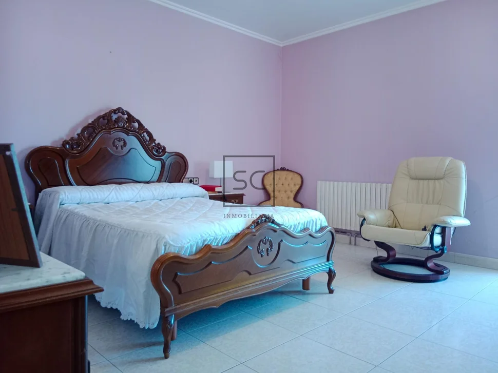 Casa con Finca en O Val-Narón