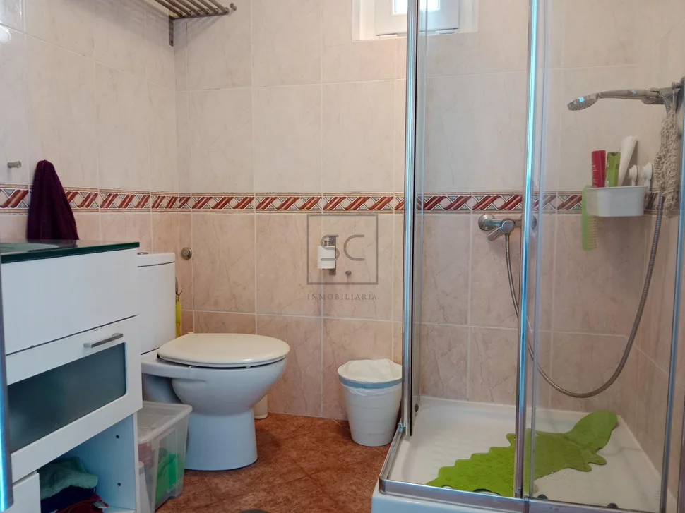 Casa con finca y vistas a la playa de villarrube-valdoviño