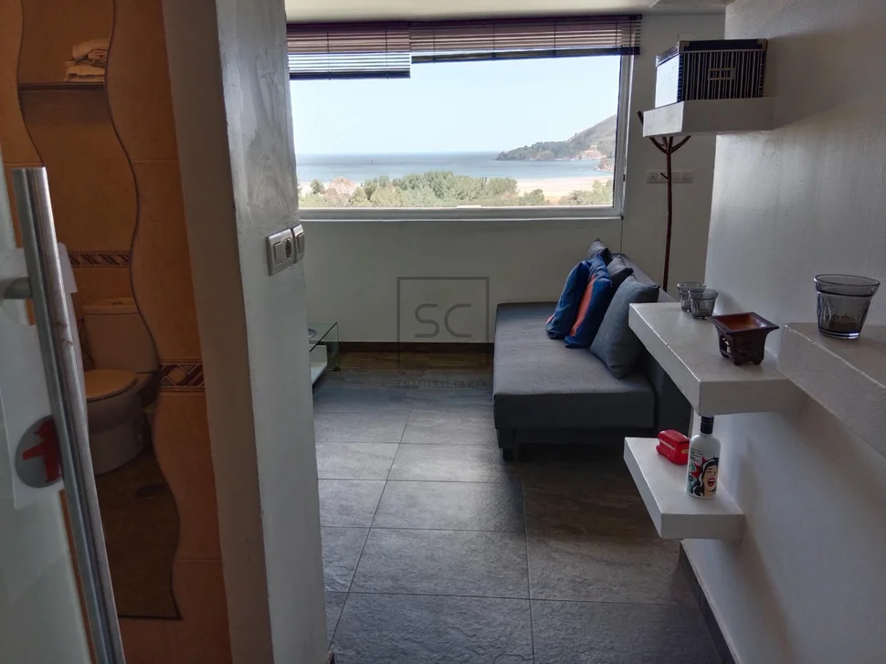 Casa con finca y vistas a la playa de villarrube-valdoviño