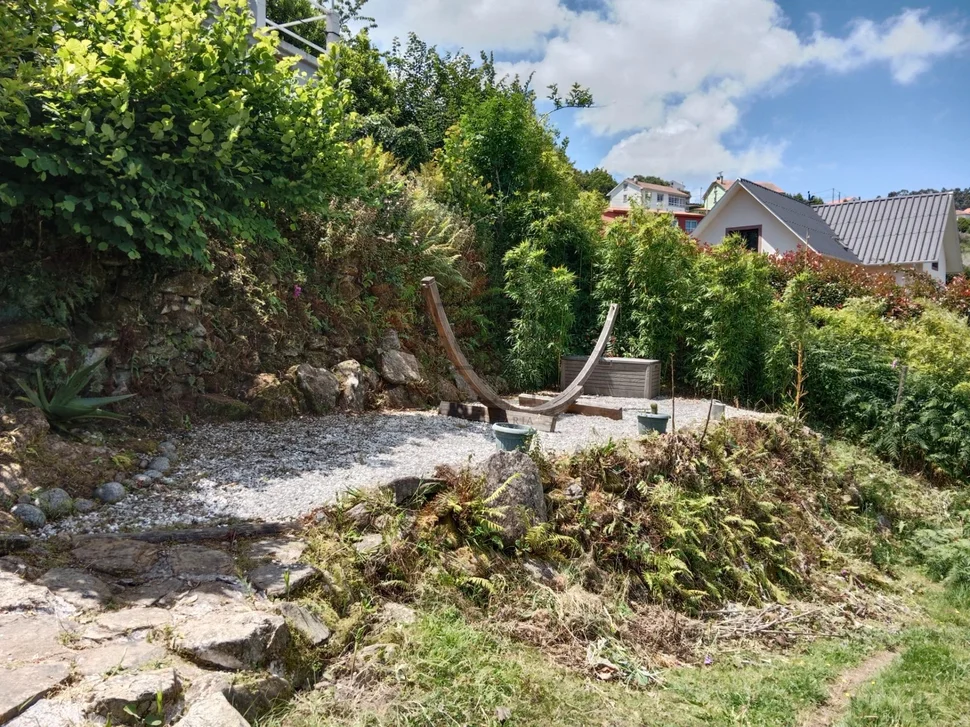 Casa con finca y vistas a la playa de villarrube-valdoviño