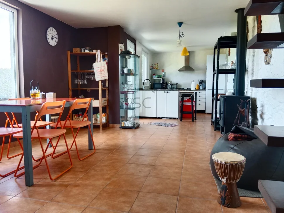 Casa con finca y vistas a la playa de villarrube-valdoviño