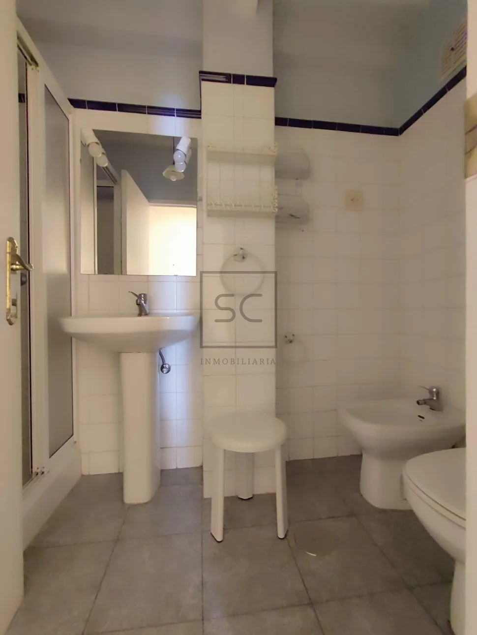 Piso de 3 habitaciones en santa cecilia, narón