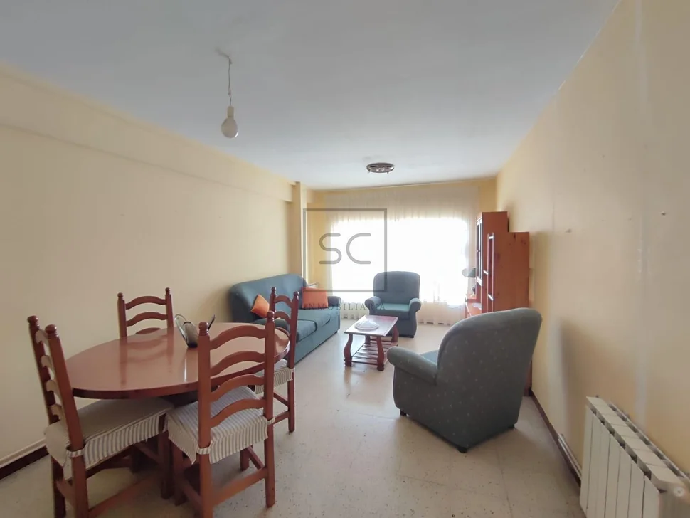 Piso de 3 habitaciones en santa cecilia, narón