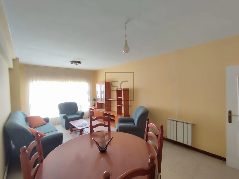 Piso de 3 habitaciones en santa cecilia, narón