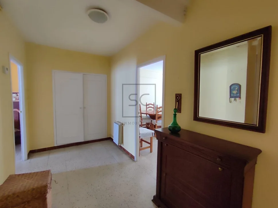 Piso de 3 habitaciones en santa cecilia, narón