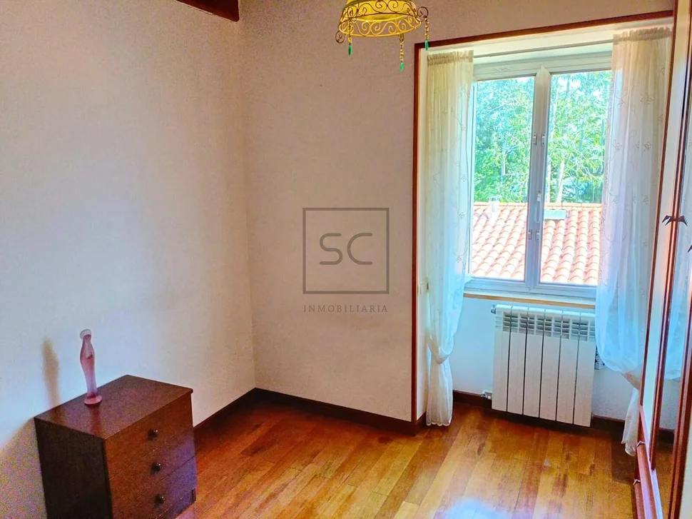 Dos casa pareadas en serantes, ferrol