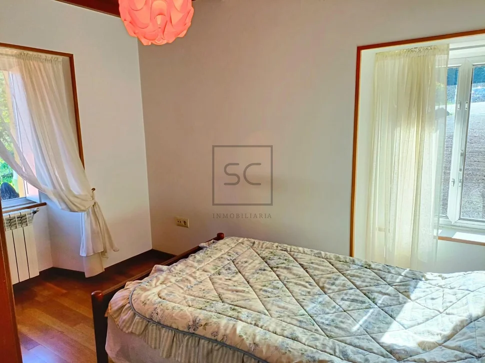 Dos casa pareadas en serantes, ferrol