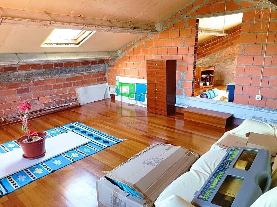 Dos casa pareadas en serantes, ferrol