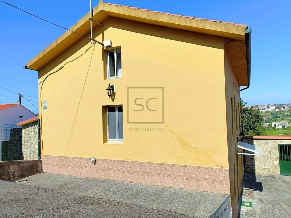 Dos casa pareadas en serantes, ferrol