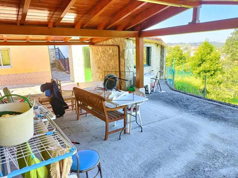 Dos casa pareadas en serantes, ferrol