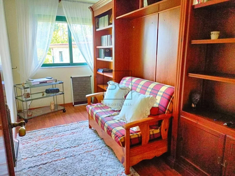 Dos casa pareadas en serantes, ferrol