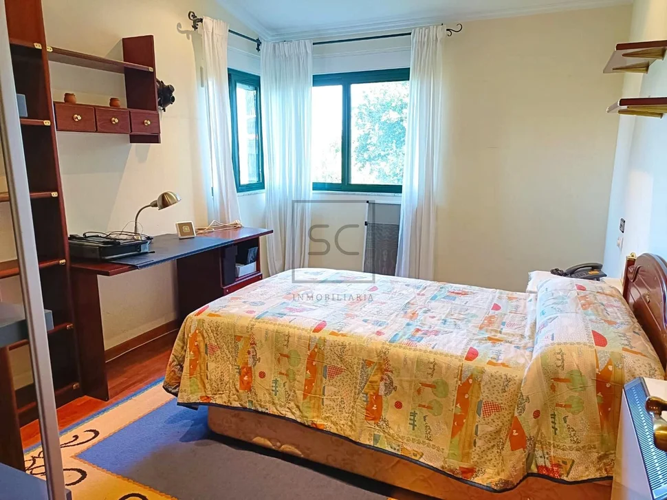 Dos casa pareadas en serantes, ferrol