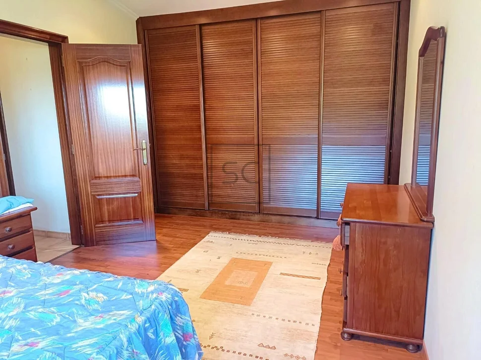 Dos casa pareadas en serantes, ferrol