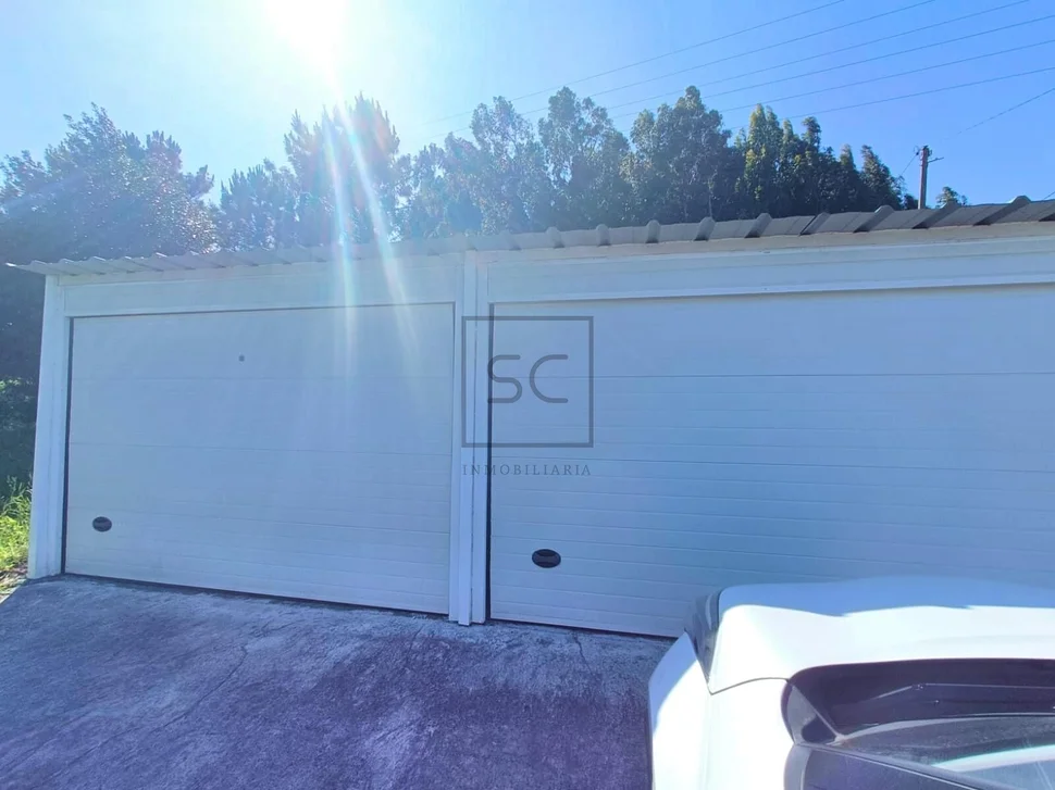 Dos casa pareadas en serantes, ferrol