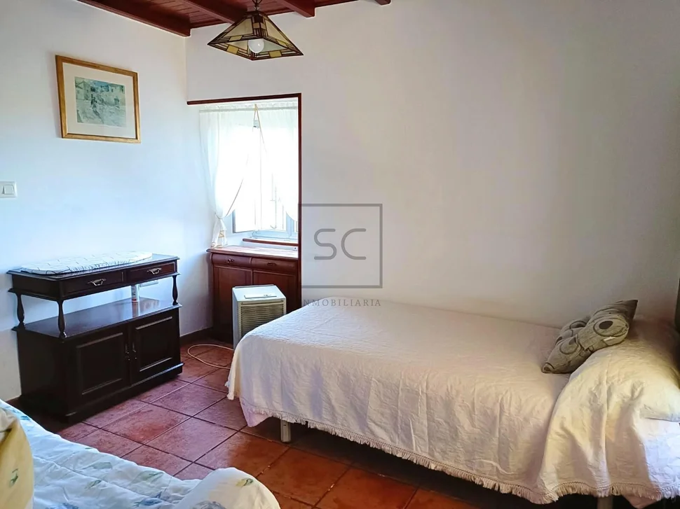 Dos casa pareadas en serantes, ferrol