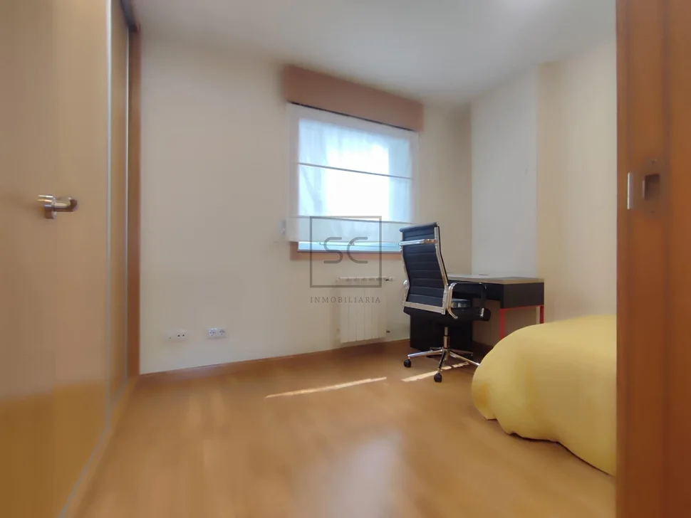 Luminoso piso en el alto del castaño narón