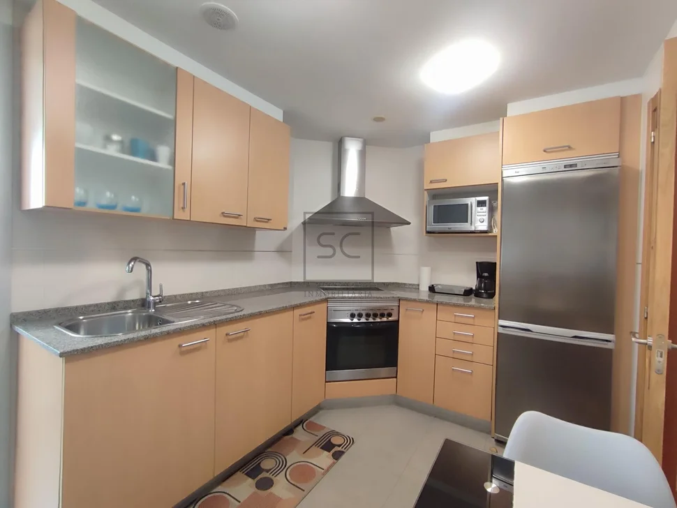 Luminoso piso en el alto del castaño narón